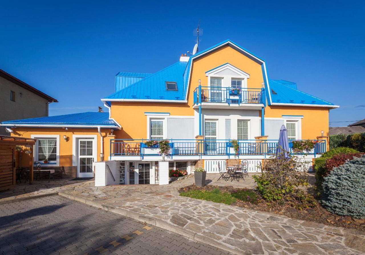 Penzion Sirius Vyskov Exterior photo
